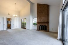 property thumnail