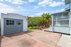 property thumnail