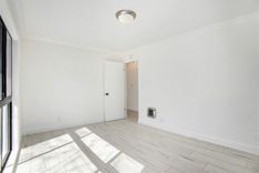 property thumnail