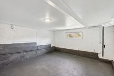 property thumnail