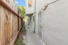 property thumnail