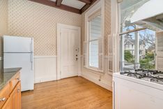 property thumnail