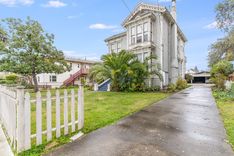property thumnail