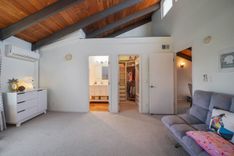 property thumnail