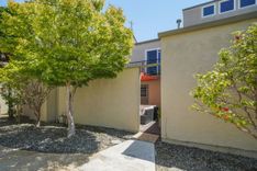 property thumnail