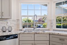 property thumnail