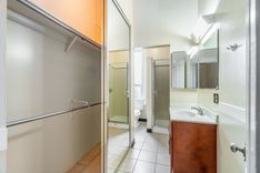 property thumnail