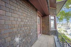 property thumnail