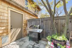 property thumnail