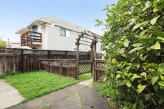 property thumnail