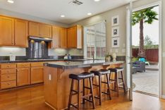 property thumnail