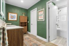 property thumnail