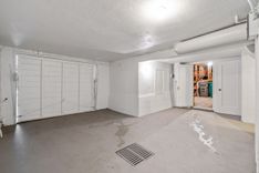 property thumnail