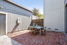 property thumnail
