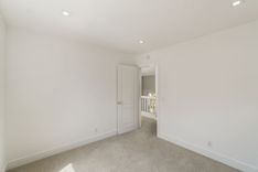 property thumnail