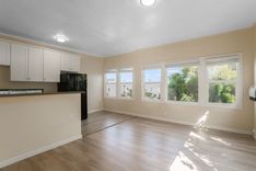 property thumnail