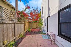 property thumnail