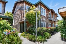 property thumnail