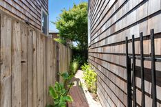 property thumnail