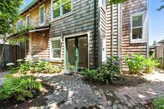 property thumnail